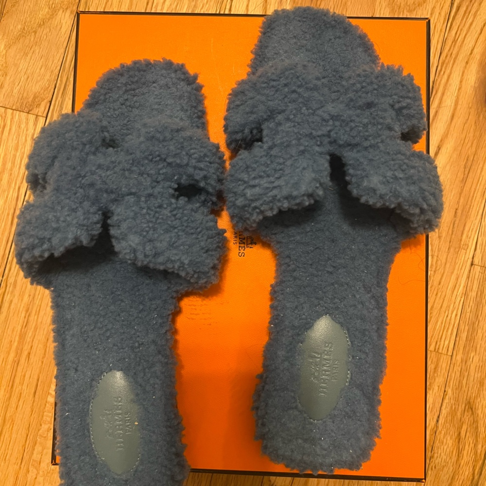 Hermes Shearling Oran Slides - image 3